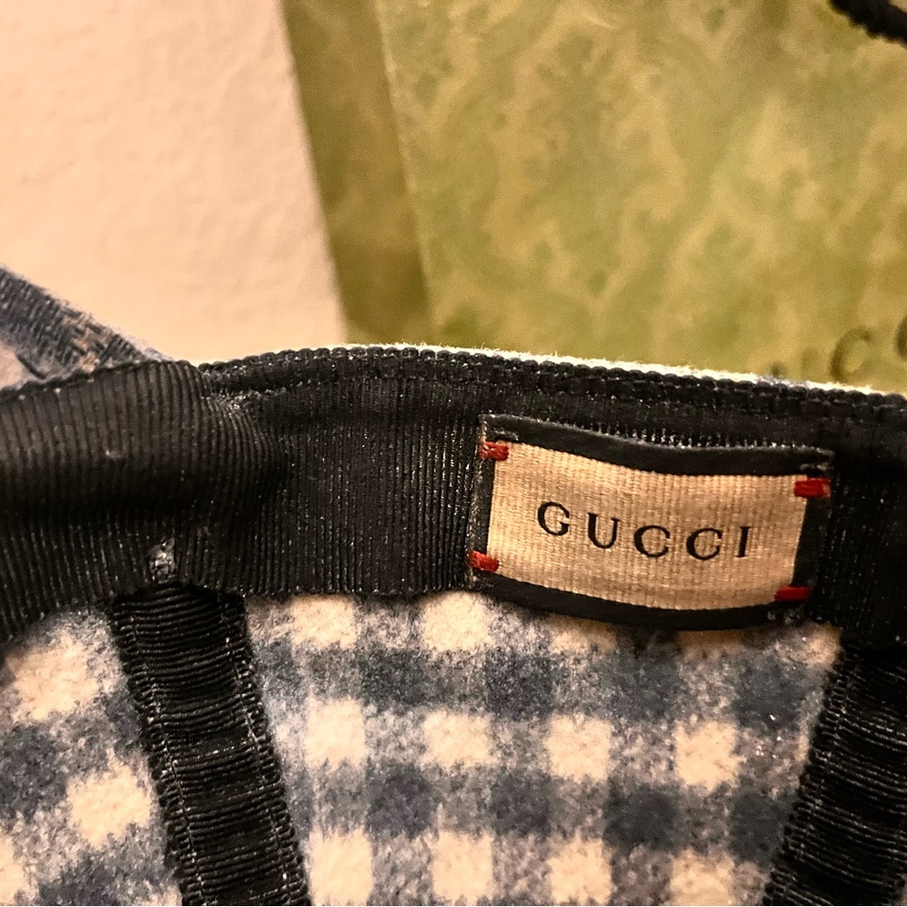 Gucci Luxury Navy Blue and Gray Logo Wool Cap ๐คฉ - Picture 3 of 11